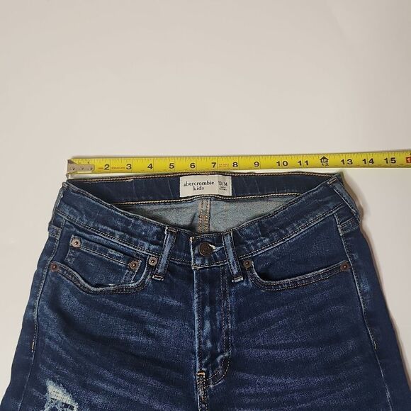 Abercrombie kids dark wash denim shorts - Picture 4 of 7